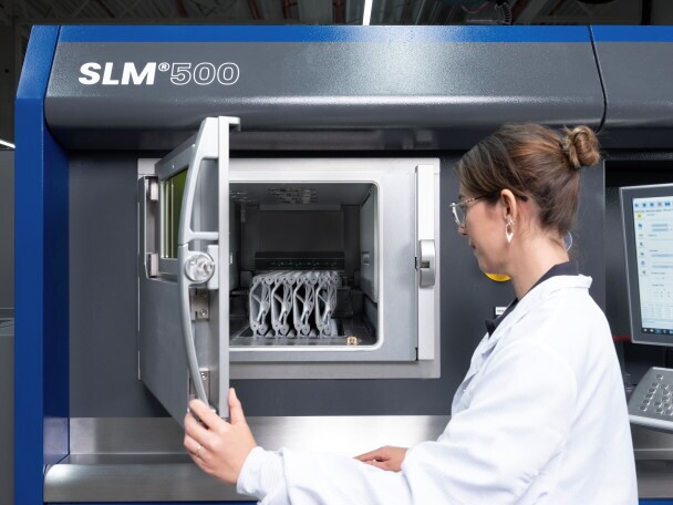 Material Parameter Development Engineer (m/f/d), 1. image
